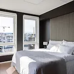 Modern Elegance In アパート オスロ